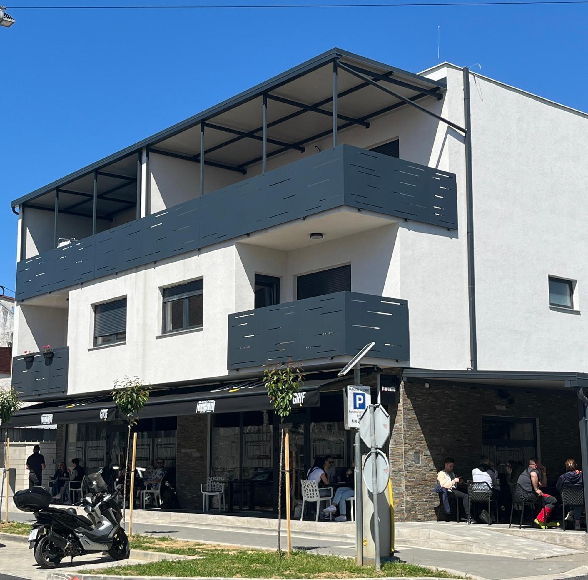 Apartman Sandra Nova Gradiska Εξωτερικό φωτογραφία